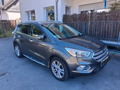 Gebraucht Ford Kuga Trend 120 PS (88 kW) 2017 Grau SUV