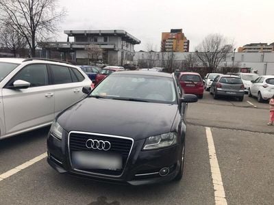 Schwarz Gebraucht 2011 Audi A3 Sportback Ambition Kleinwagen | 8.000 € (Teuer)