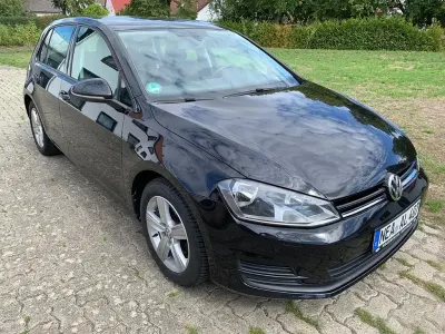 Gebraucht VW Golf VII Comfortline 140 PS (102 kW) 2014 Schwarz Limousine
