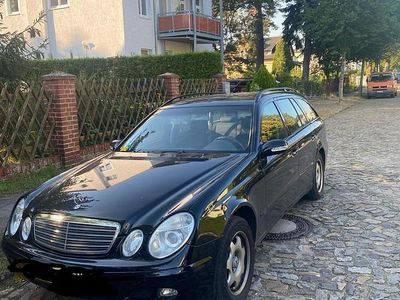 Mercedes E240