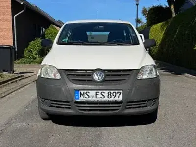 Gebraucht VW Fox 60 PS (44 kW) 2008 Weiß Kleinwagen