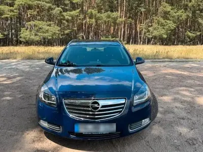 Gebraucht Opel Insignia Sport 131 PS (96 kW) 2011 Blau Kombi