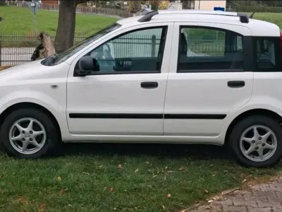 Gebraucht Fiat Panda 75 PS (55 kW) 2012 Weiß Kleinwagen