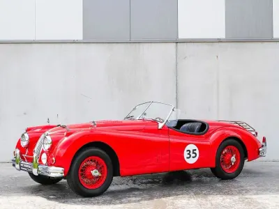 Begagnad Jaguar XK SE 209 HK (153 kW) 1954 Röd Cab