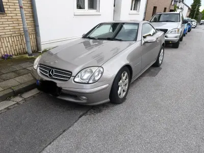 Usata Mercedes SLK200 163 CV (119 kW) 2003 Argento Cabrio