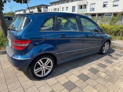 Mercedes B170