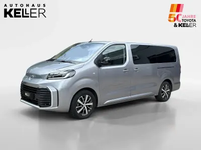 Gebraucht Toyota Proace Verso Team 177 PS (130 kW) 2024 Silber Kombi