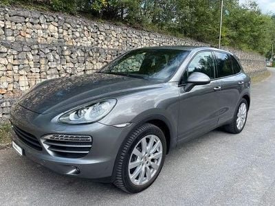 Gebraucht Porsche Cayenne 299 PS (219 kW) 2012 Grau SUV