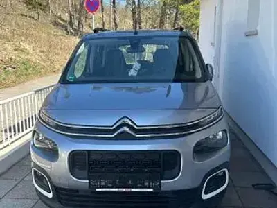 Gebraucht Citroën Berlingo Feel 102 PS (75 kW) 2020 Grau Van / Kleinbus