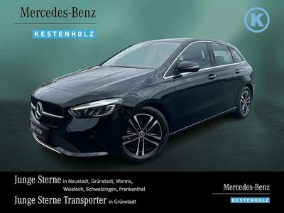 Gebraucht Mercedes B200 Progressive 163 PS (119 kW) 2024 Kosmosschwarz Kleinwagen