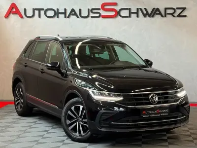 Gebraucht VW Tiguan United 150 PS (110 kW) 2020 Deep black perleffekt SUV