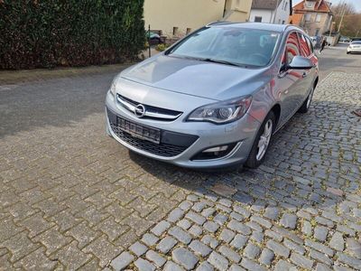 gebraucht Opel Astra Sports Tourer Exklusiv