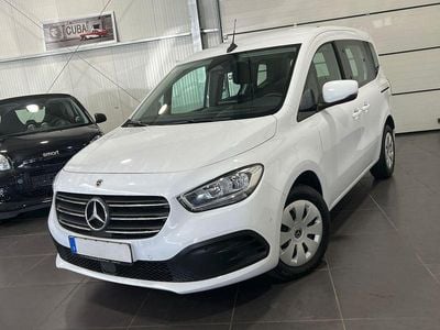 Mercedes T180