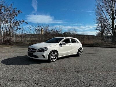 Gebraucht Mercedes A200 136 PS (100 kW) 2015 Weiß Limousine