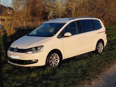 Second-hand VW Sharan 140 CP (102 kW) 2011 Alb Monovolum