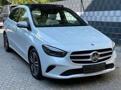 Gebraucht Mercedes B220 190 PS (139 kW) 2020 Weiß Van / Kleinbus