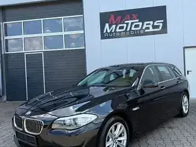 Gebraucht BMW 520 Sport Line 184 PS (135 kW) 2010 Schwarz Kombi