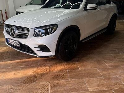 Gebraucht Mercedes GLC350 258 PS (189 kW) 2018 Weiß Coupé