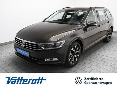 Gebraucht VW Passat Comfortline 179 PS (131 kW) 2018 Black oak brown metallic Kombi