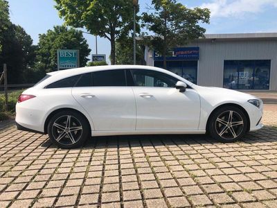 Mercedes CLA200