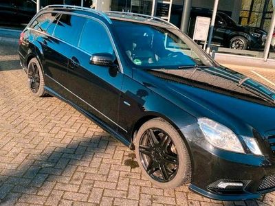 Mercedes E300