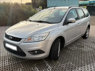 Gebraucht Ford Focus 101 PS (74 kW) 2008 Grau Kombi