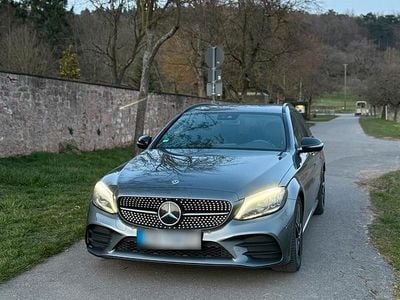 Gebraucht Mercedes C220 AMG line 194 PS (142 kW) 2019 Grau Kombi