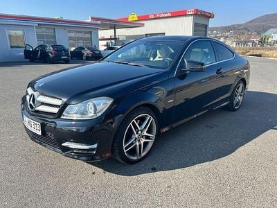 Gebraucht Mercedes C350 AMG line 306 PS (225 kW) 2011 Schwarz Coupé