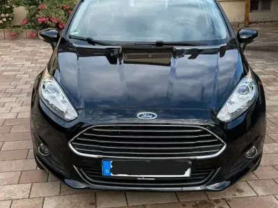Gebraucht Ford Fiesta SYNC Edition 101 PS (74 kW) 2015 Schwarz Kleinwagen