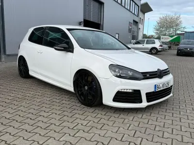 Gebraucht VW Golf VI R 271 PS (199 kW) 2009 Weiß Coupé