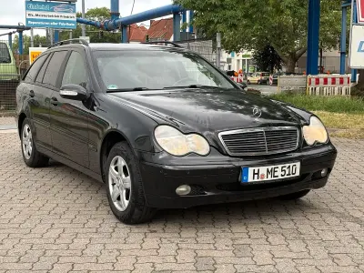 Gebraucht Mercedes C180 143 PS (105 kW) 2003 Schwarz Kombi