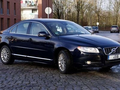 Blau Gebraucht 2012 Volvo S80 Executive Limousine | 23.999 €