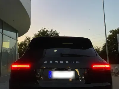 Gebraucht Porsche Cayenne 385 PS (283 kW) 2015 Schwarz SUV