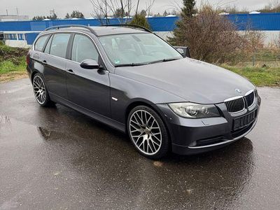 Gebraucht BMW 325 197 PS (144 kW) 2007 Grau Kombi