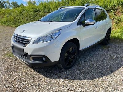 gebraucht Peugeot 2008 Allure Pure Tech,TÜV-Neu,PDC,Klima,8-FachB,gepflegt