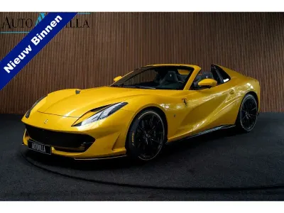 Gebraucht Ferrari 812 799 PS (587 kW) 2021 Gelb Cabrio