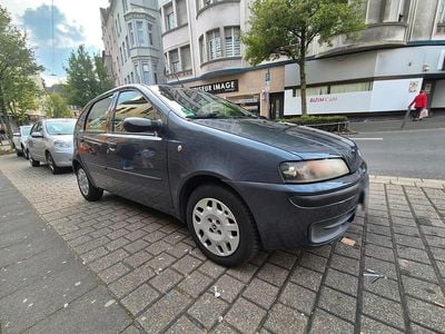 Usata Fiat Punto 80 CV (58 kW) 2002 Verde Utilitaria