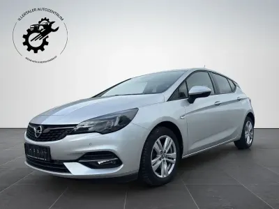 Gebraucht Opel Astra Edition 131 PS (96 kW) 2020 Silber Limousine