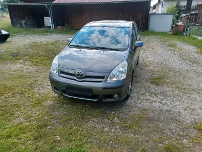 Gebraucht Toyota Corolla Verso 110 PS (80 kW) 2006 Grau Van / Kleinbus