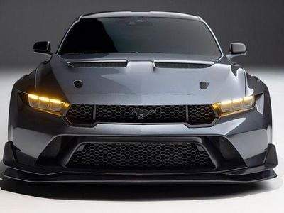 Neu Ford Mustang 814 PS (598 kW) 2026 Grau