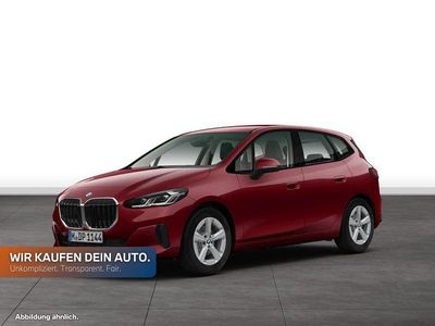 Gebraucht BMW 220 Active Tourer Luxury Line 156 PS (114 kW) 2025 Piemont rot metallic Van / Kleinbus