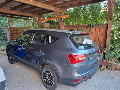 Gebraucht DFSK Fengon 140 PS (102 kW) 2023 Grau SUV