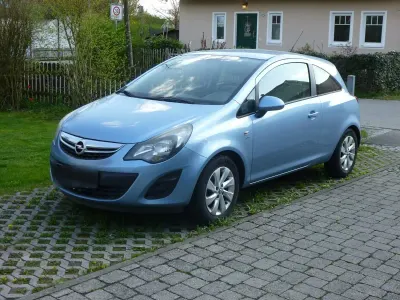 Gebraucht Opel Corsa 87 PS (63 kW) 2013 Blau Kleinwagen
