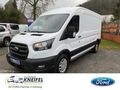 Gebraucht Ford Transit Trend 131 PS (96 kW) 2023 Weiss Van