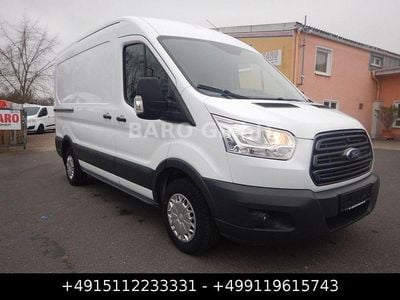Weiß Gebraucht 2015 Ford Transit Trend Van / Kleinbus | 9.400 € (Guter Preis)