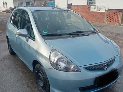 Grau Gebraucht 2007 Honda Jazz Kleinwagen | 2.600 € (Guter Preis)