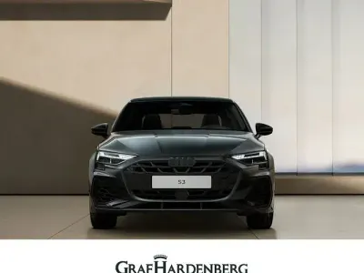 Neu Audi S3 Comfort 333 PS (244 kW) 2025 Grau (individual moonstone) Limousine