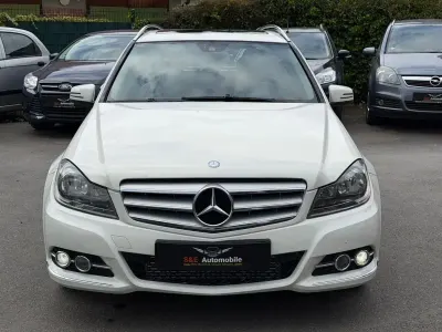 Gebraucht Mercedes C200 136 PS (100 kW) 2011 Weiß Kombi