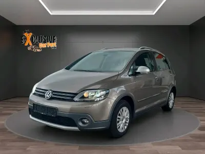 Gebraucht VW Golf VI 122 PS (89 kW) 2011 Braun Kleinwagen