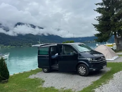 Gebraucht VW Multivan 150 PS (110 kW) 2016 Blau Van / Kleinbus